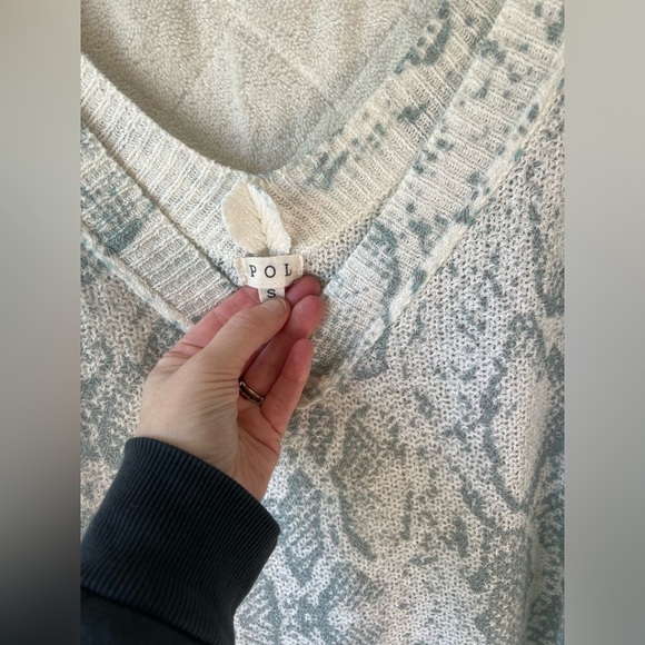NWOT POL Snake Print Sweater - Picture 3 of 5